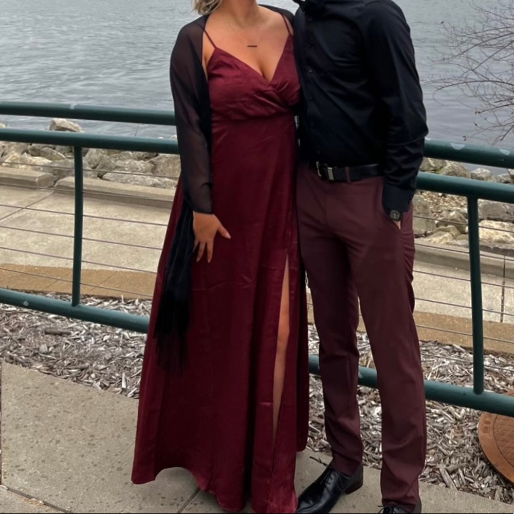 Lulus burgundy satin dress
